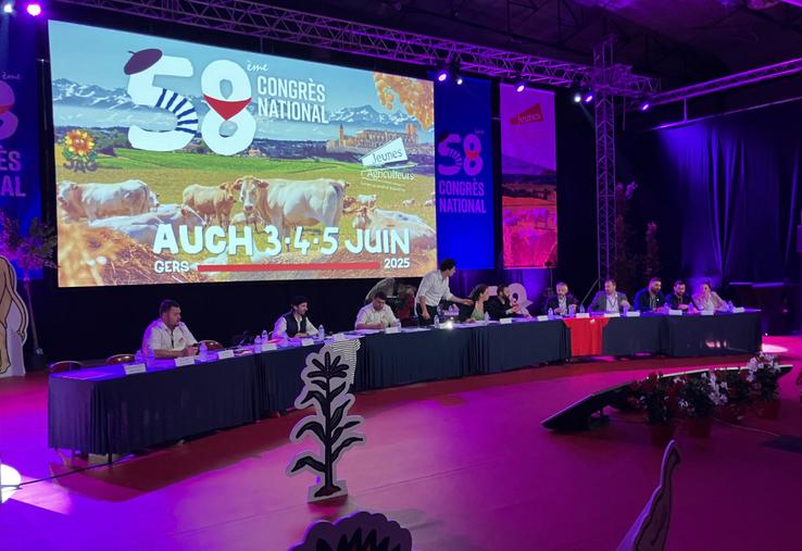 Le congrès des jeunes agriculteurs s'est ouvert le 3 juin à Auch (Gers).