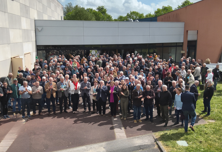 Plus de 450 personnes étaient réunies le 16 avril pour fêter les 20 ans de la fédération à Soucelles.