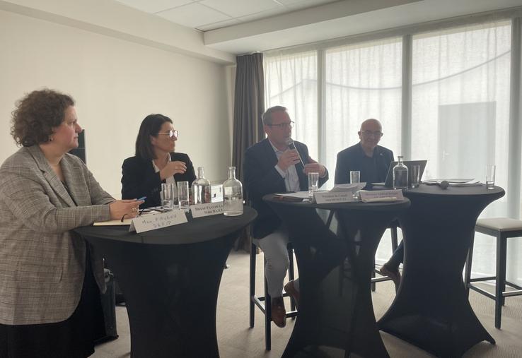 Stéphanie Favrou (DRFIP), Annick Baille (DRAAF), Alain Denieulle et Rémy Silve, lors de l'assemblée générale mercredi  10 juin à Beaucouzé.